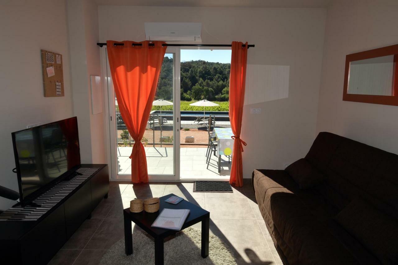 Sous Les Pins Gites Et Chambres D'Hotes La Londe-les-Maures Exterior photo